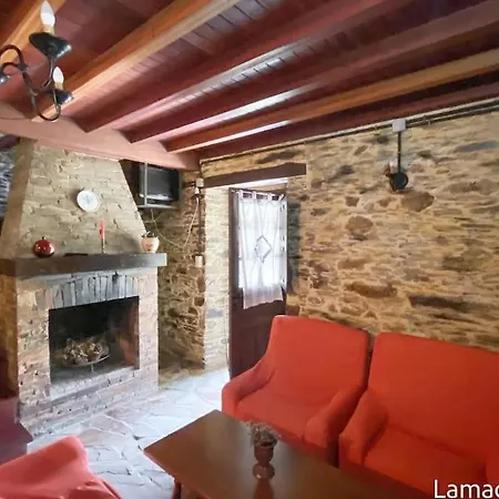 Lamacido Farm-House